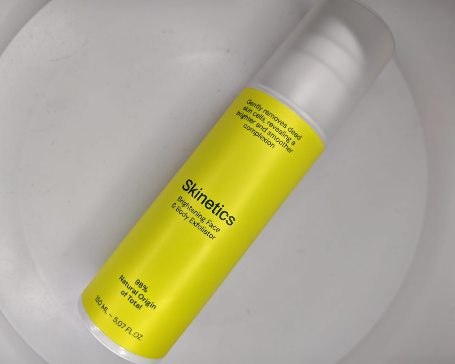 Kojic Exfoliator -2-in-1 Face & Body Exfoliator