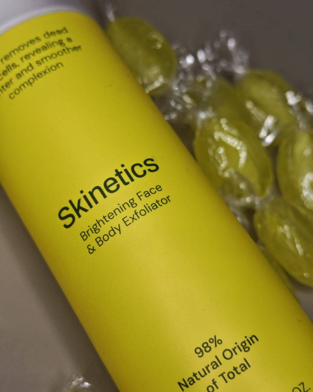 Kojic Exfoliator -2-in-1 Face & Body Exfoliator
