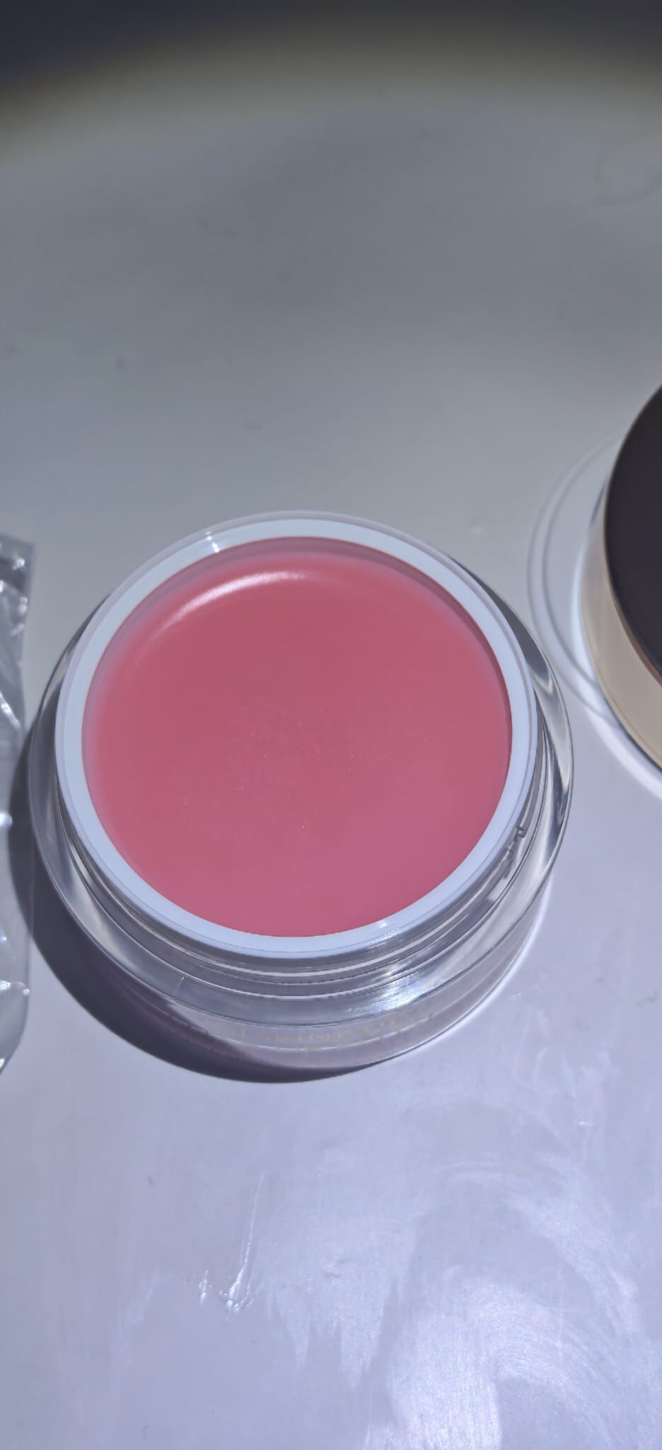 Luxe Lip Veil Hydrating Lip Mask 30g
